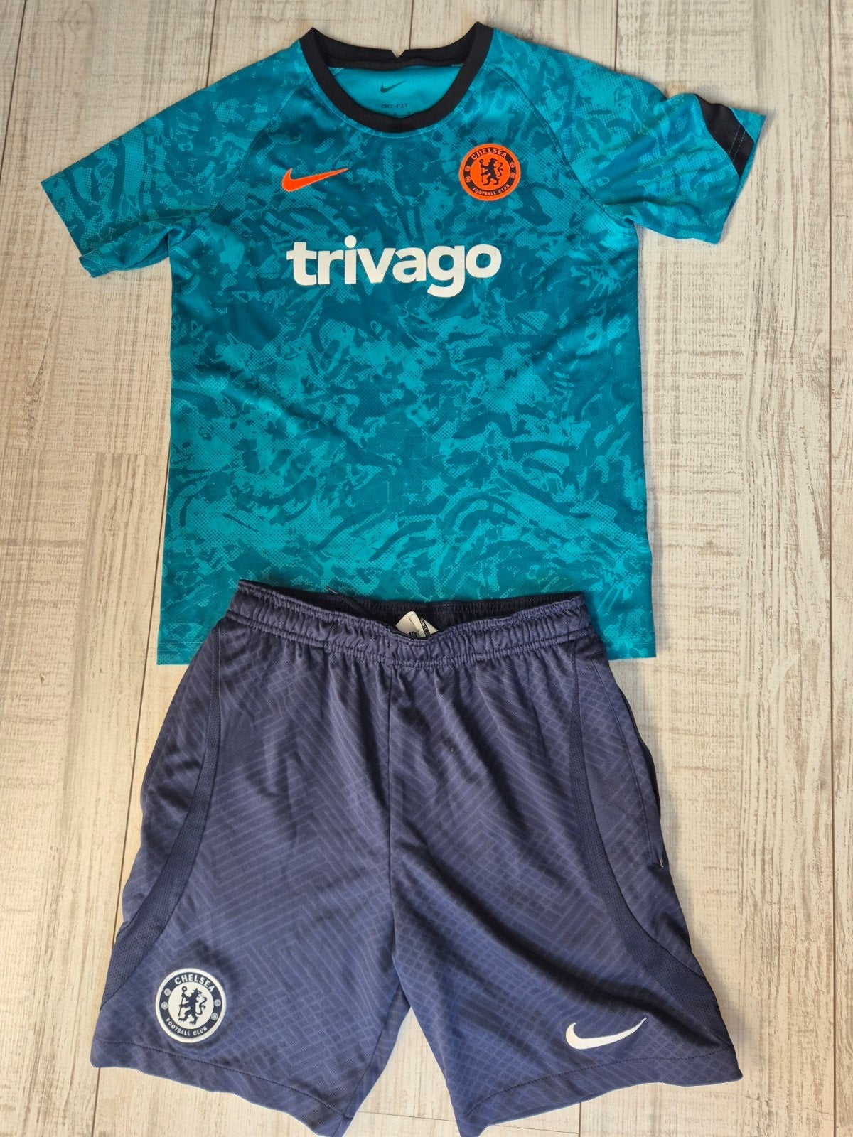 Nike Chelsea Trainingsset kind - Shirt & Broekje (Maat L), Ophalen of Verzenden, Zo goed als nieuw, Blauw