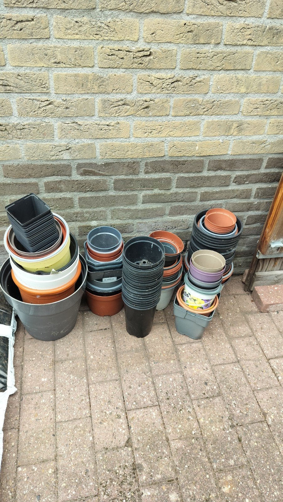 Diverse plastic plantenpotten - Gebruikt, Tuin en Terras, Bloempotten, Ophalen, Kunststof, Gebruikt, Rond