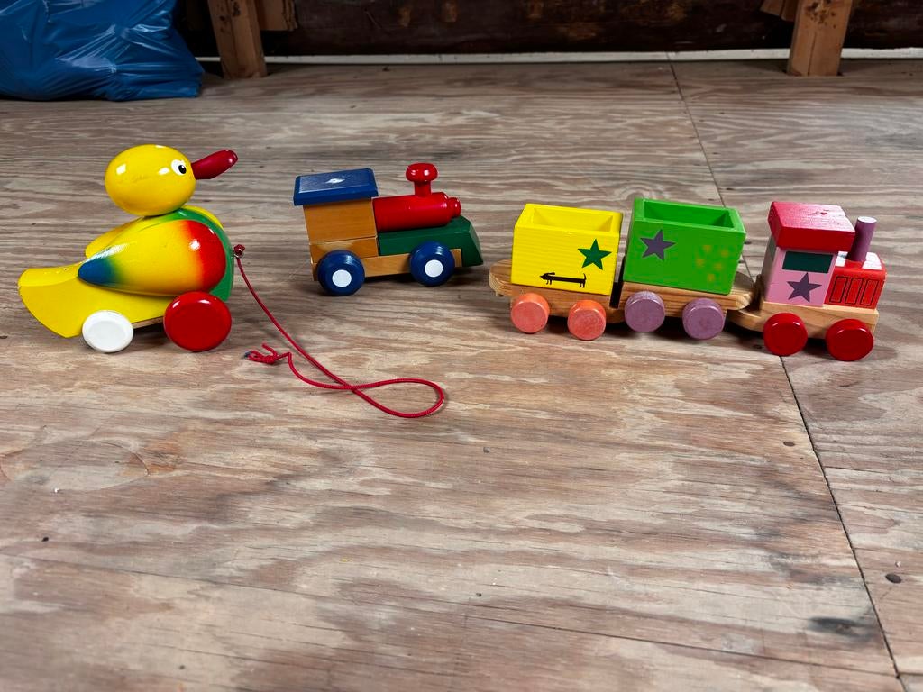 Houten trek-eend en trein speelgoed, Kinderen en Baby's, Ophalen of Verzenden, Zo goed als nieuw