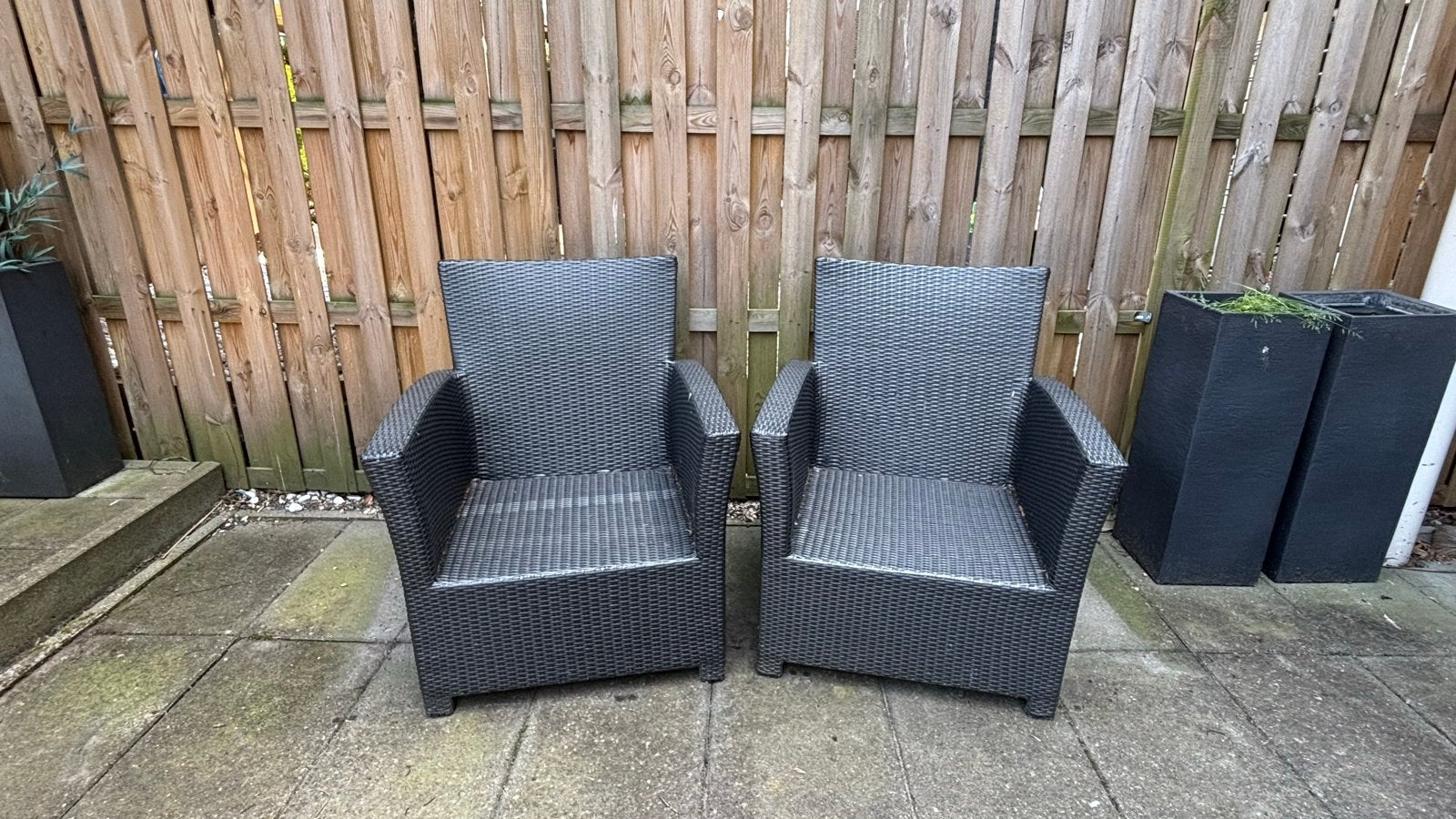 Twee mooie antraciet wicker tuinstoelen, Ophalen, Zo goed als nieuw, Wicker, 2 zitplaatsen
