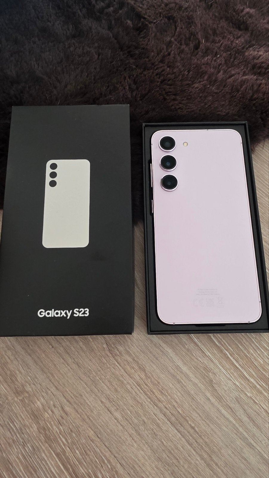 Samsung S23 128GB Lavender - Zo goed als nieuw, compleet