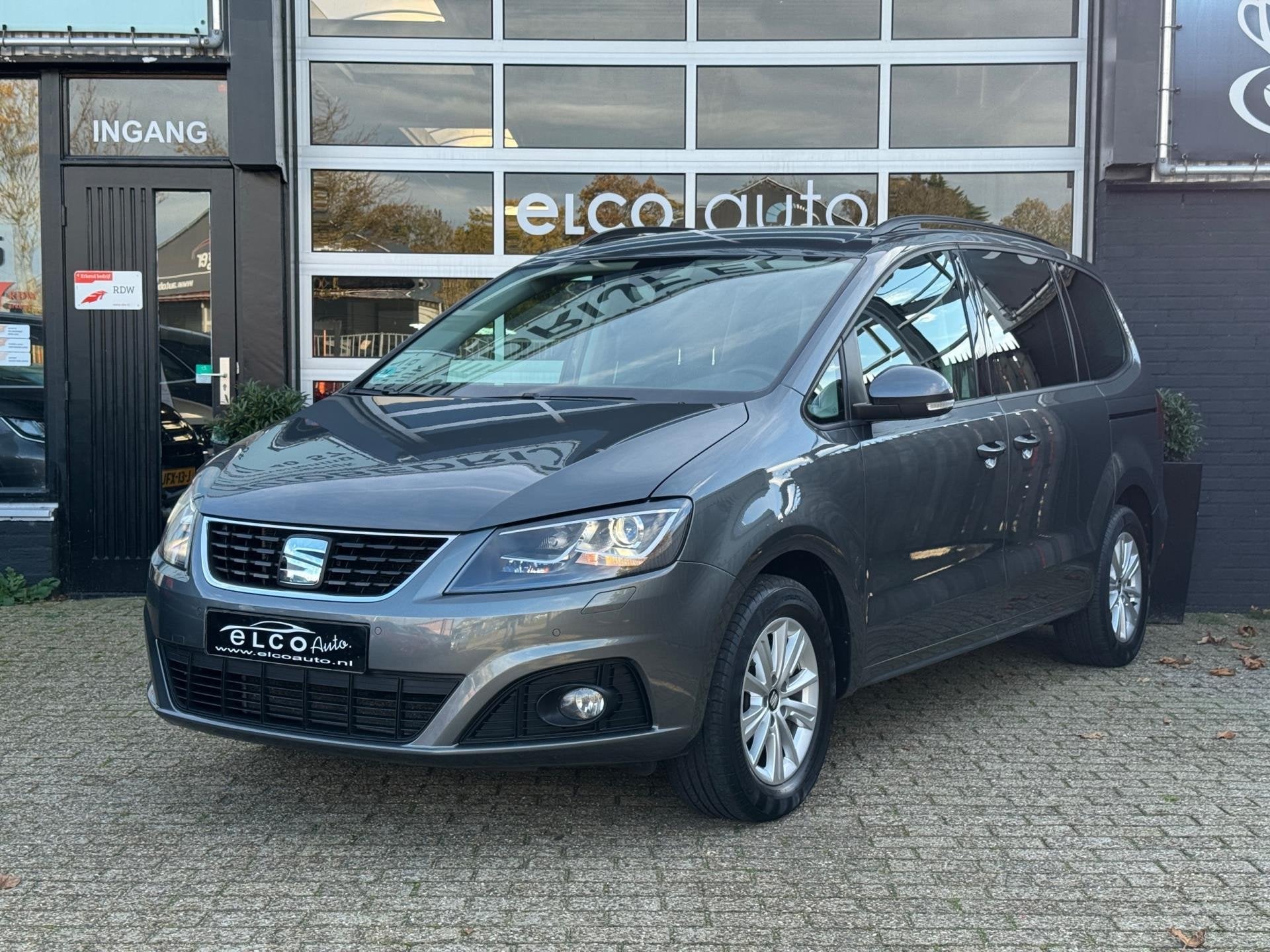 SEAT Alhambra 1.4 TSI Style 150pk / CarPlay / 7P, Auto's, Seat, Dealer onderhouden, Stof, Gebruikt, Zwart