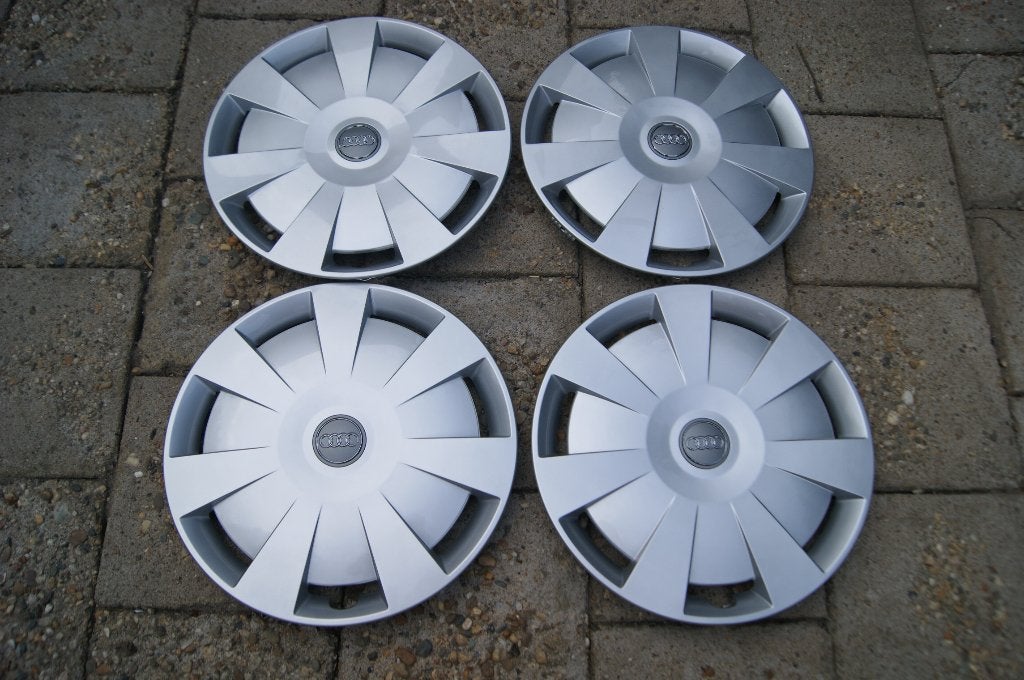 Set van 4 originele wieldoppen Audi A3 16 inch (Nieuw), Auto diversen, Wieldoppen, Ophalen of Verzenden, Nieuw