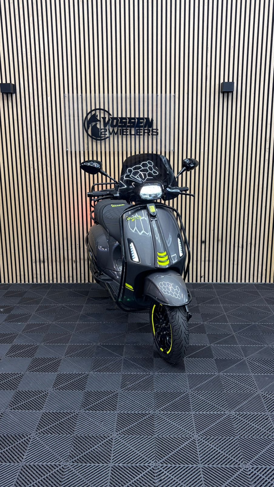 Vespa Sprint 80CC | Agaat Grey & Fluor Yellow | E5 | 6800KM