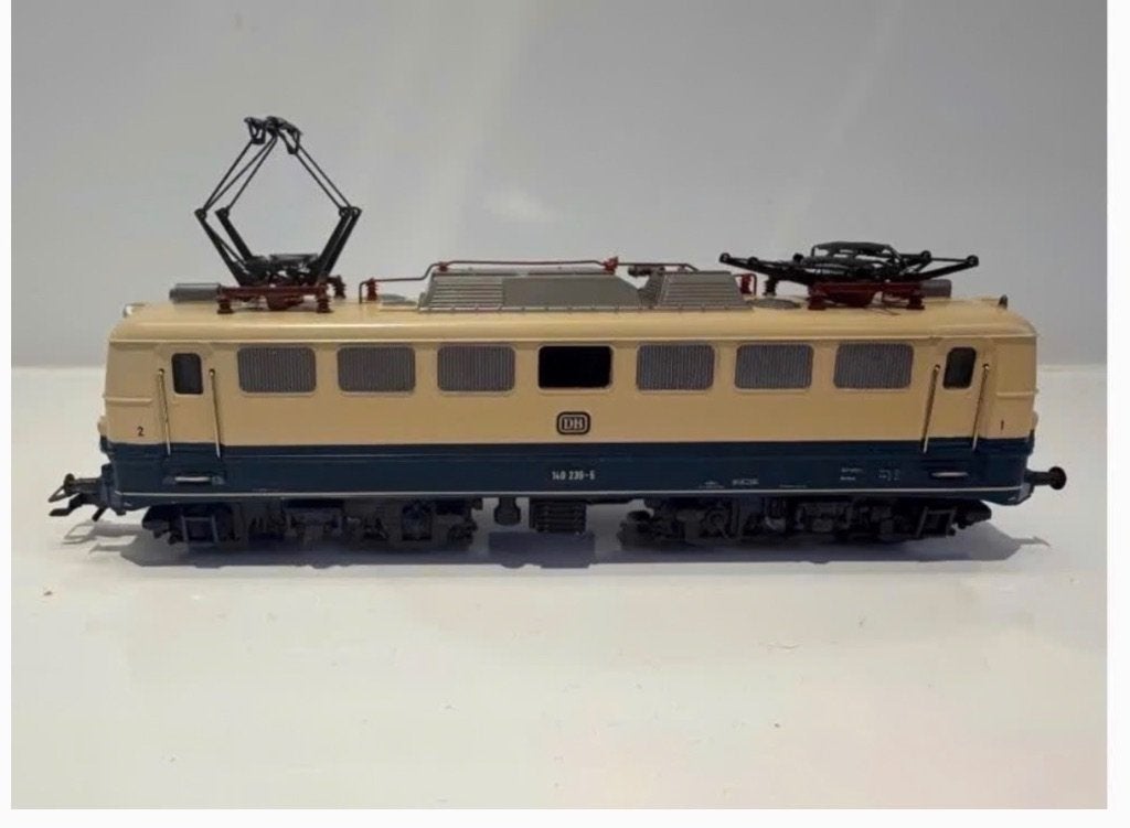 Marklin DB E 140 E loc digitaal hoog vermogen motor, Ophalen, Wisselstroom, Locomotief, Zo goed als nieuw