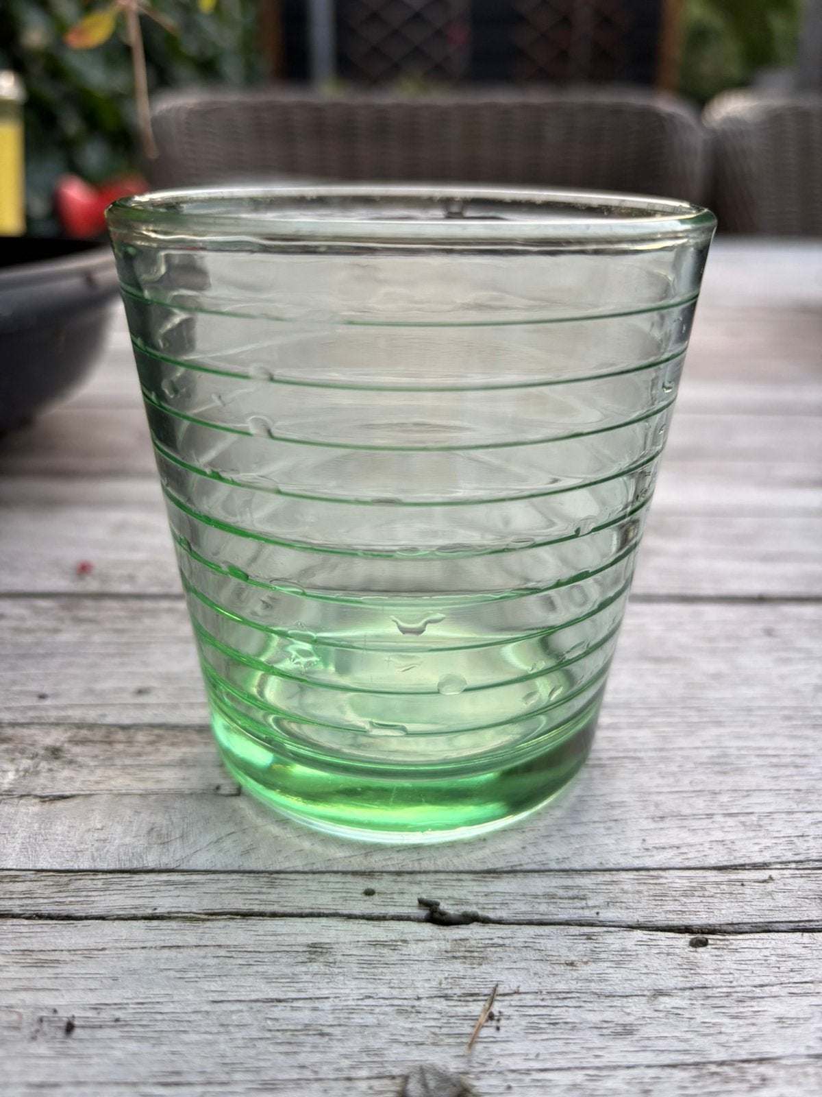 Gezocht: Leonardo groen geribbeld drinkglas, Overige merken, Ophalen of Verzenden, Modern, Glas