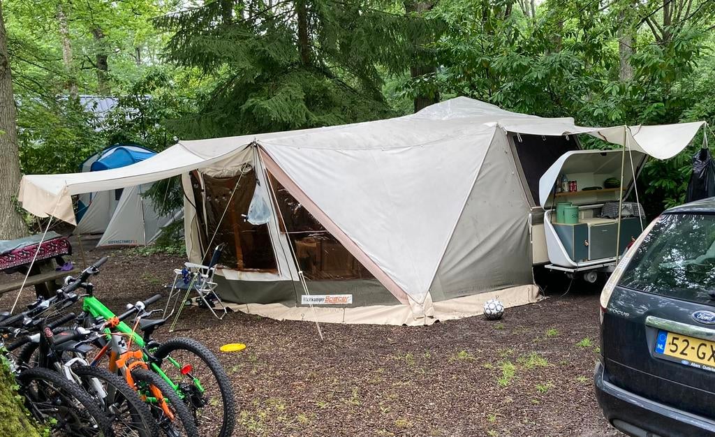 Ruime Holtkamper Spacer 2004–compleet, keuken+ fietsenrek 4x, Ophalen, Beige, Aanwezig, Holtkamper