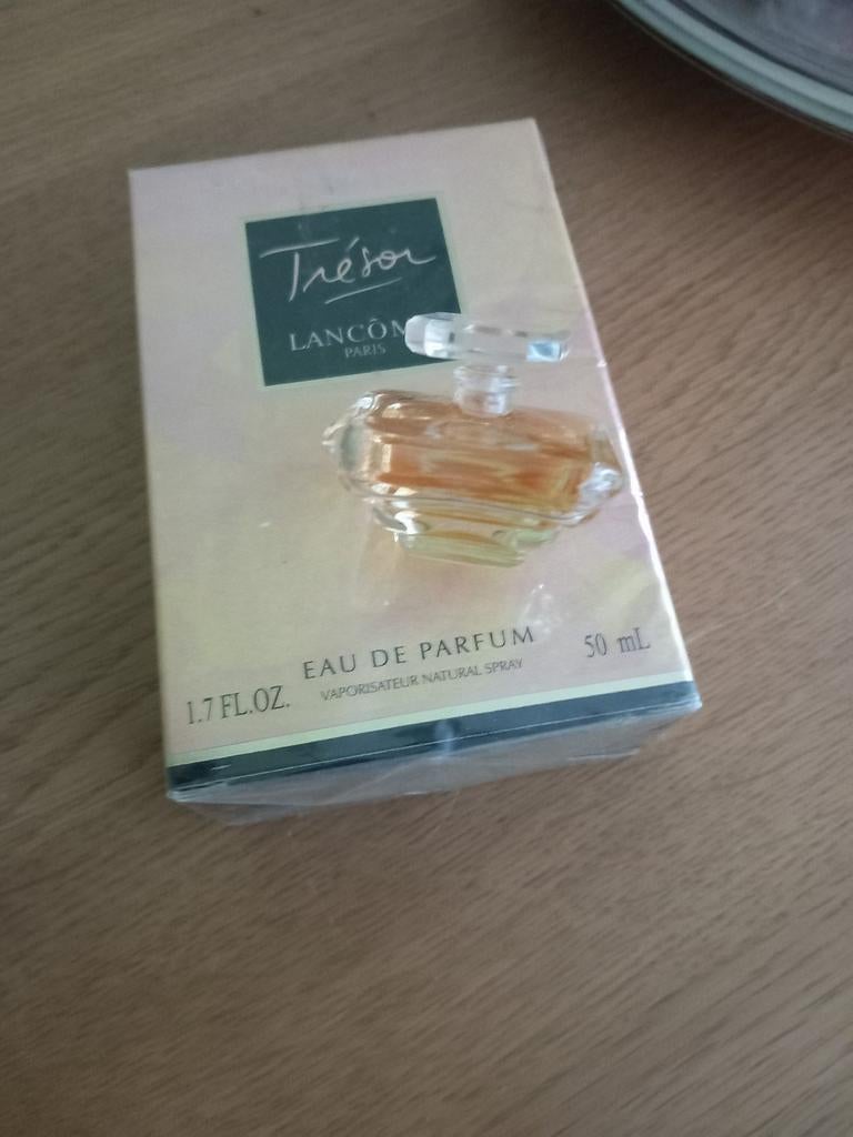 Tresor eau de parfum 50ml met miniatuur, Ophalen, Nieuw