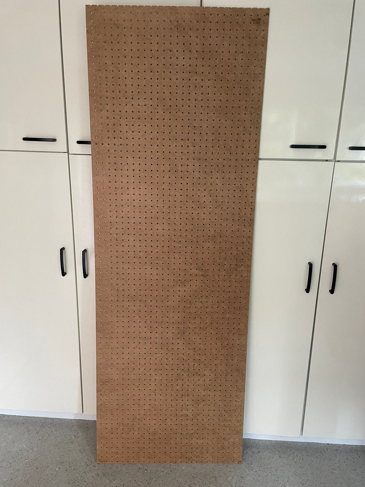 Hardboard platen met gaatjes, Ophalen, Zo goed als nieuw
