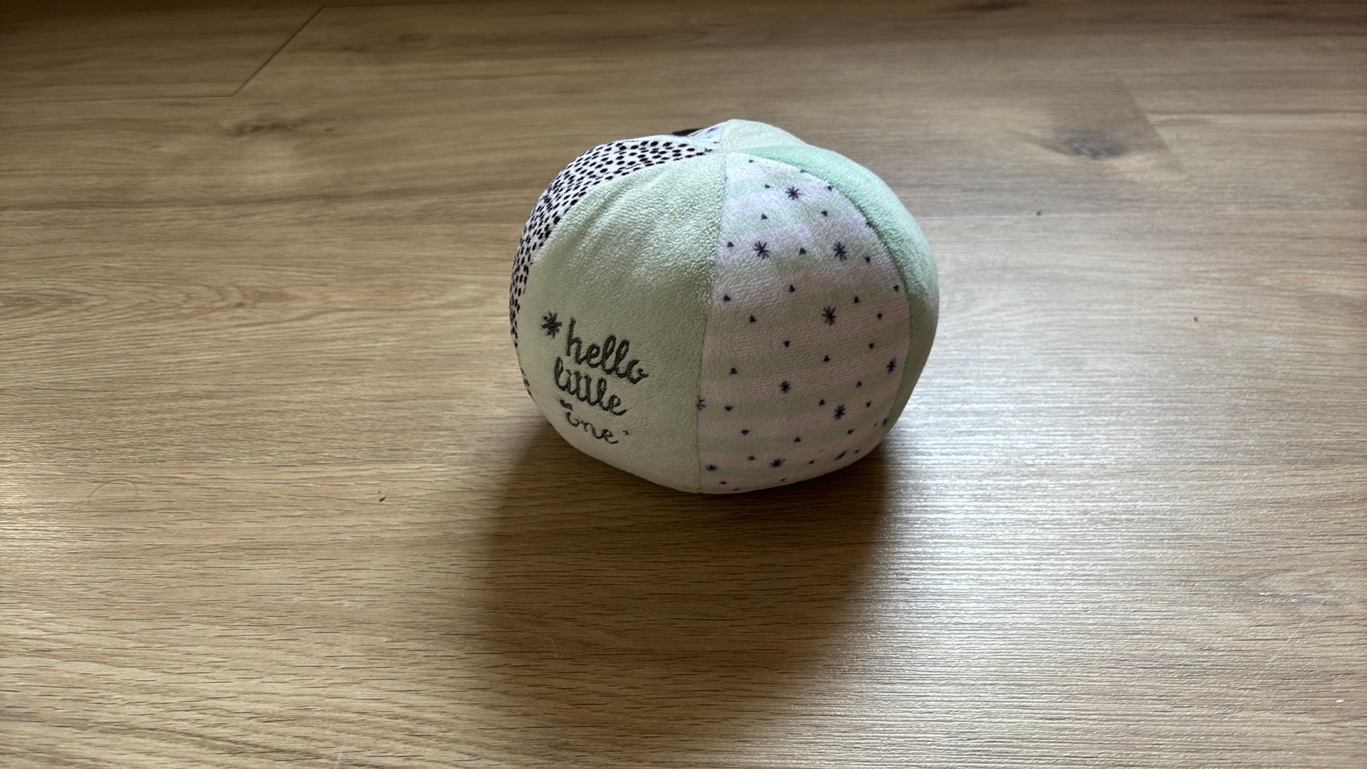 Pluche bal Tiamo, Ophalen of Verzenden, Zo goed als nieuw, Overige typen, Tiamo