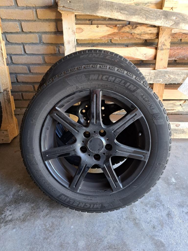 Set van 4 Michelin en Pirelli winterbanden met velgen, Gebruikt, 16 inch, Banden en Velgen, Personenwagen