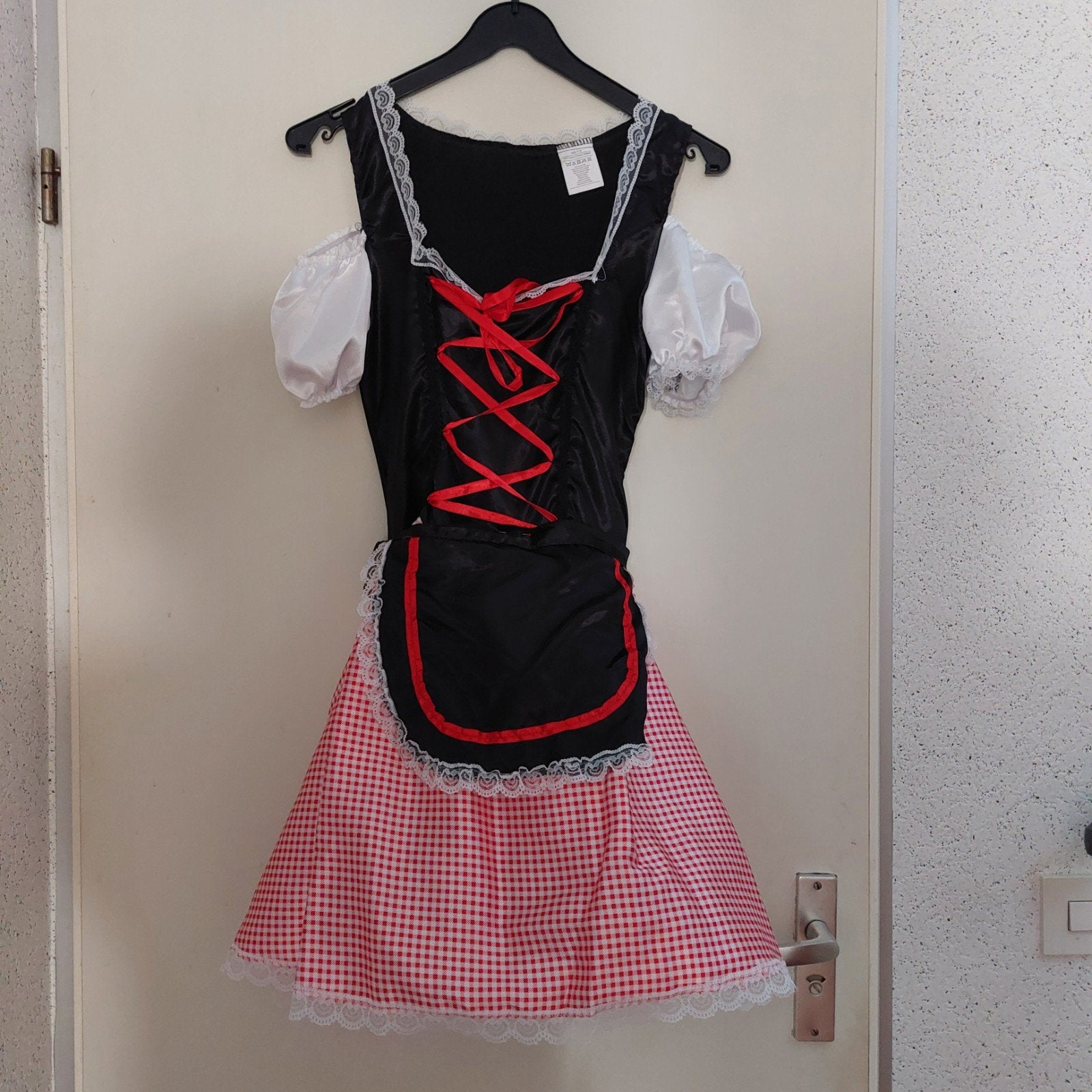 Oktoberfest Dirndl Jurk met Schort en Pruik, Kleding | Dames, Ophalen of Verzenden, Zo goed als nieuw, Maat 36 (S), Carnaval