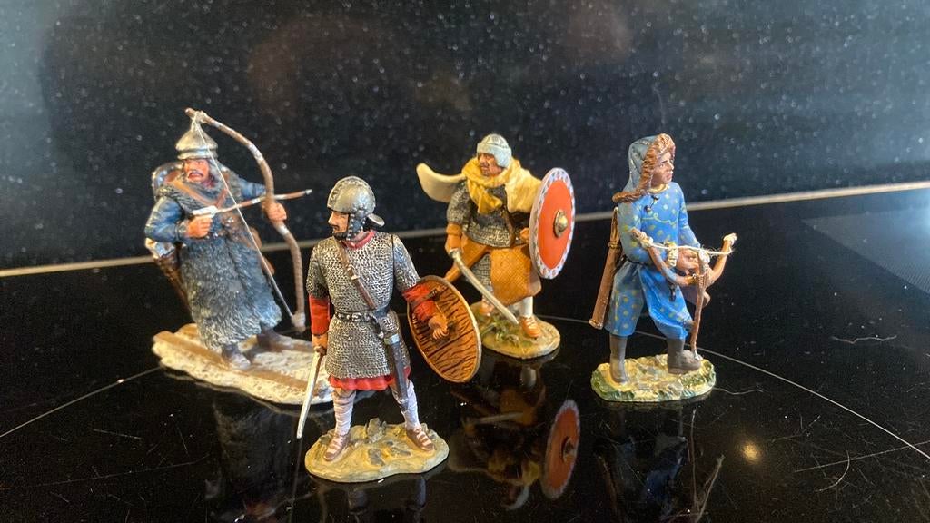 Delprado Ridders: 4 lodenfiguren 12€, Verzamelen, Poppetjes en Figuurtjes, Zo goed als nieuw, Ophalen of Verzenden