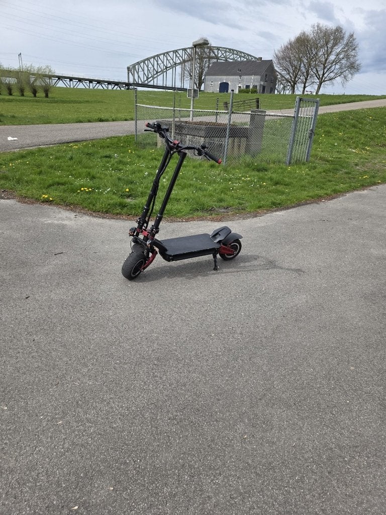 Zero 11x extreme final edition 120km/u! NIET VOOR KINDEREN!, Fietsen en Brommers, Steps, Ophalen, Zo goed als nieuw, Elektrische step (E-scooter)