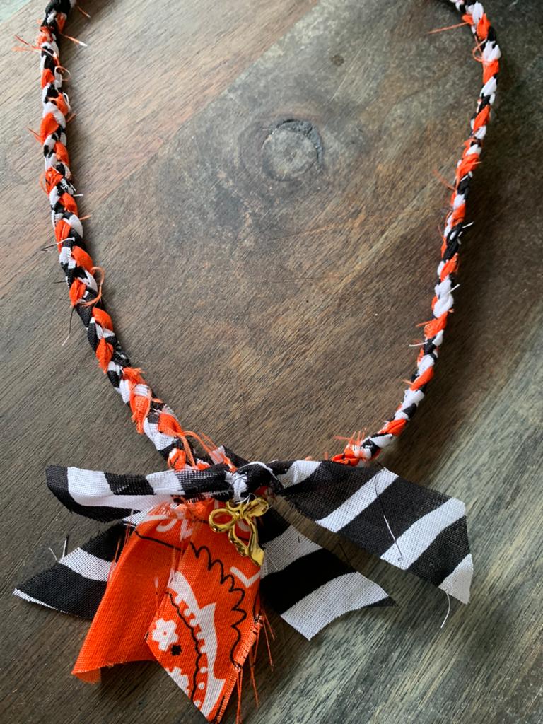 Bandana ketting zebra/oranje, Ophalen of Verzenden, Nieuw, Oranje, Overige materialen