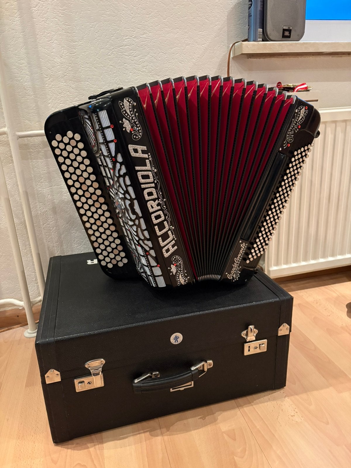 Accordiola Grande Concerto 5 korig, Ophalen, Gebruikt, 120-bas, Accordiola