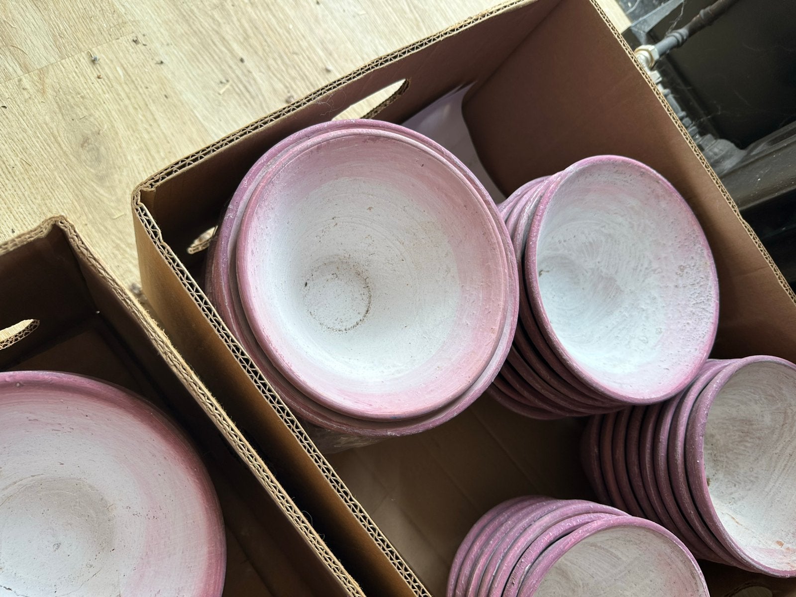 Set van 40  aardewerk schaaltjes - Nieuw, Tuin en Terras, Ophalen, Nieuw, Rond