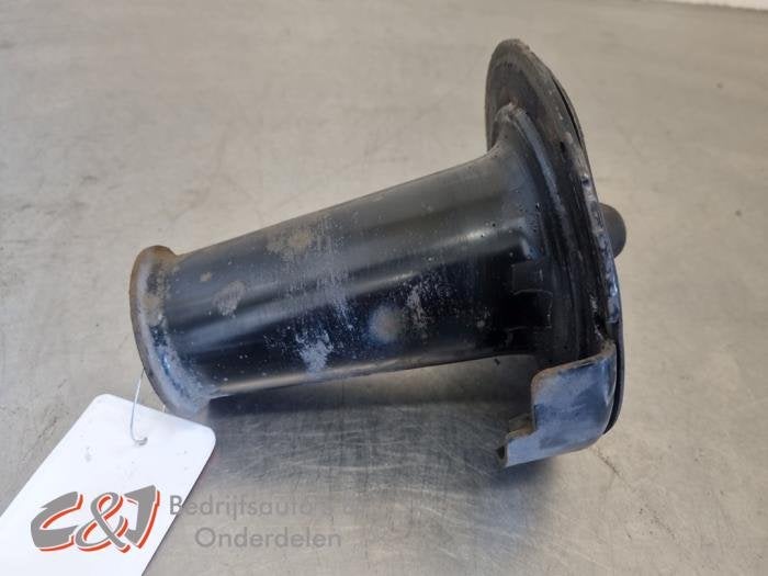 Veerschotel rechts-achter van een Ford Transit Connect, Gebruikt, -, -, Ophalen of Verzenden