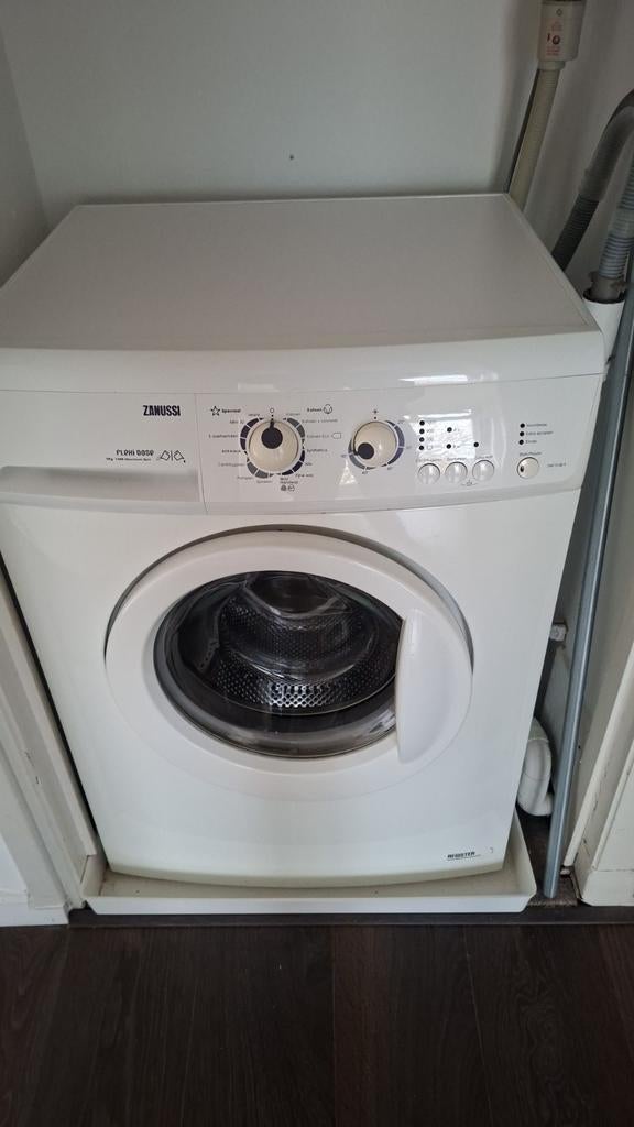 (17,-) Zanussi ZWF5140P
Wasmachine, Witgoed en Apparatuur, Wasmachines, Ophalen of Verzenden, 1200 tot 1600 toeren, 85 tot 90 cm