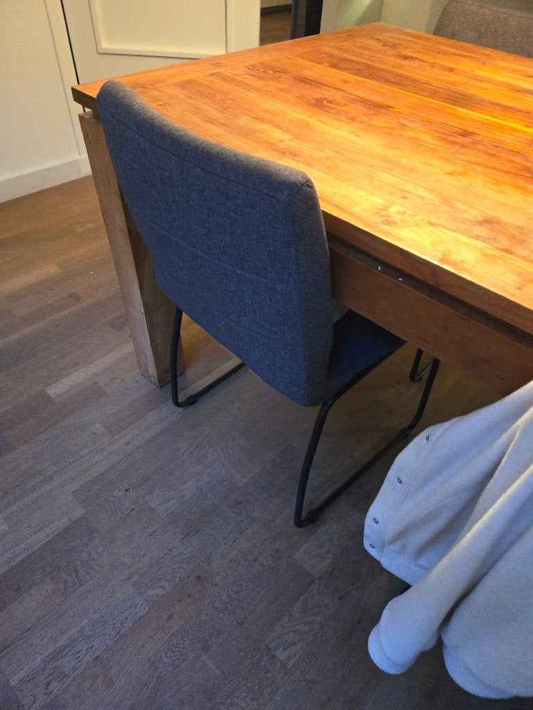 Gratis 6 stoelen - bij voorkeur zondag halen, Ophalen, Gebruikt, Metaal, Grijs