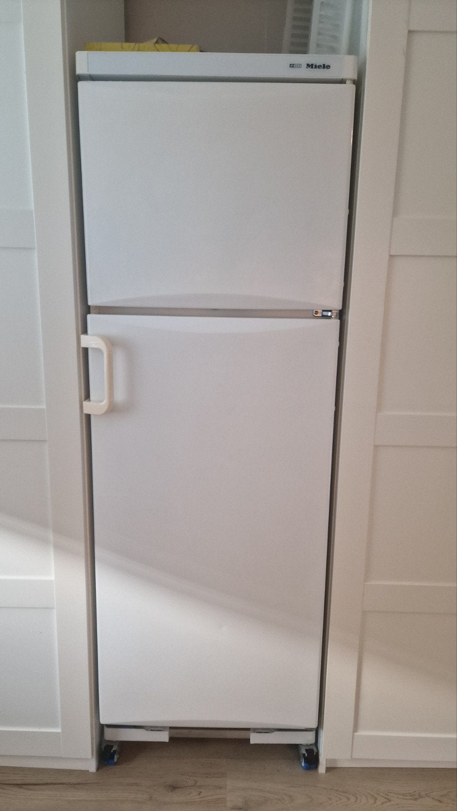 koelkast miele, 200 liter of meer, Ophalen, Gebruikt, 160 cm of meer