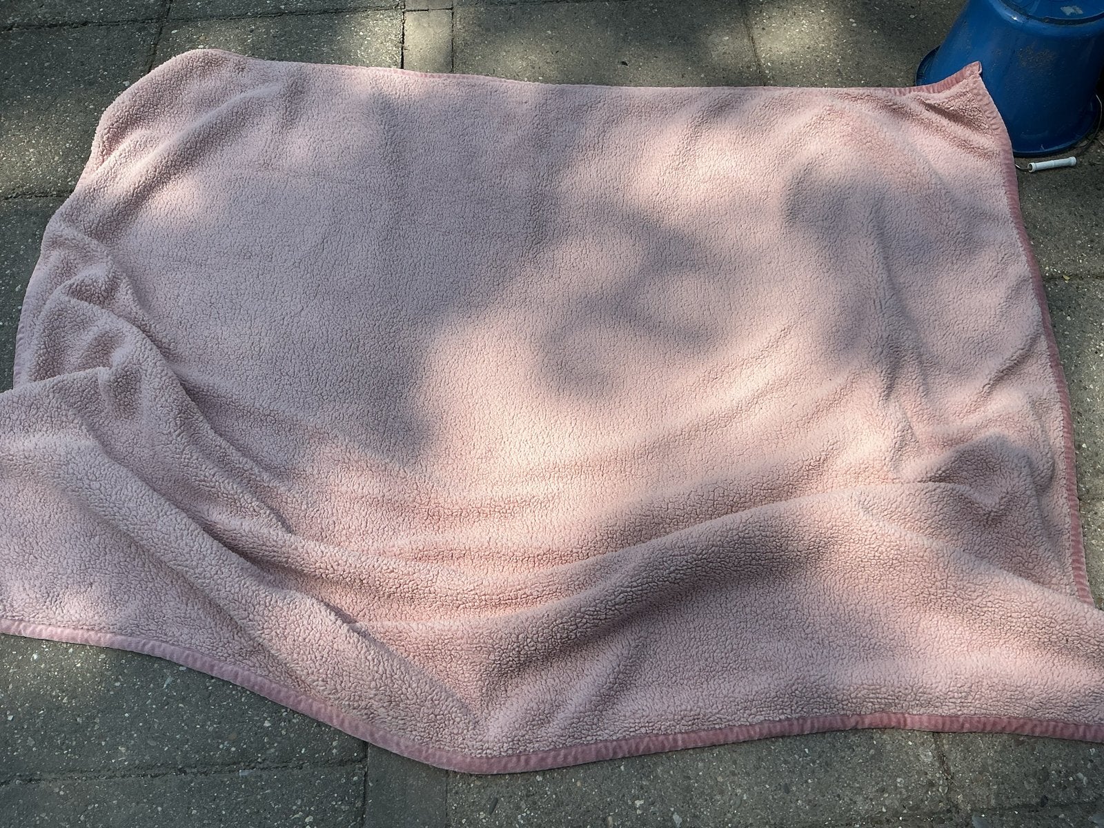 Roze fleece deken met teddy voering 3 stuks, Ophalen of Verzenden, Gebruikt, Roze, Rechthoekig