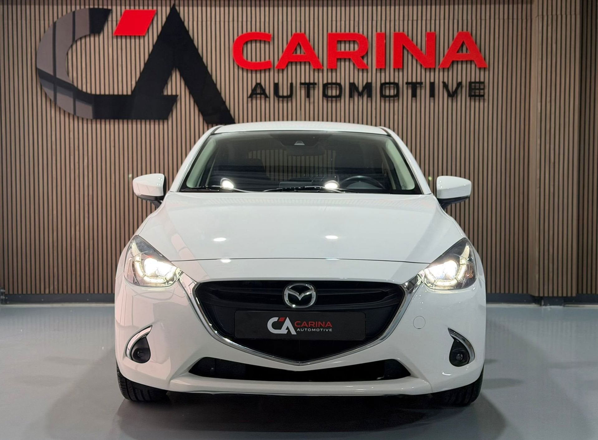 Mazda 2 1.5 Skyactiv-G TS+ / 5-Deurs / Full Map Navigatie /, Auto's, Mazda, 1005 kg, Gebruikt, 4 cilinders, Wit