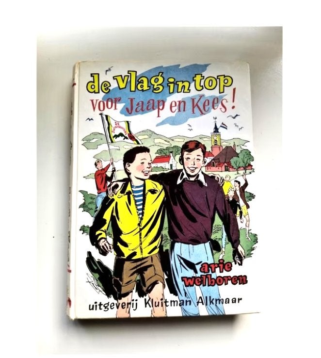 Vintage Jeugdboek: De vlag in top voor Jaap en Kees! (1962), Gelezen, Ophalen of Verzenden, Fictie, Arie Welboren