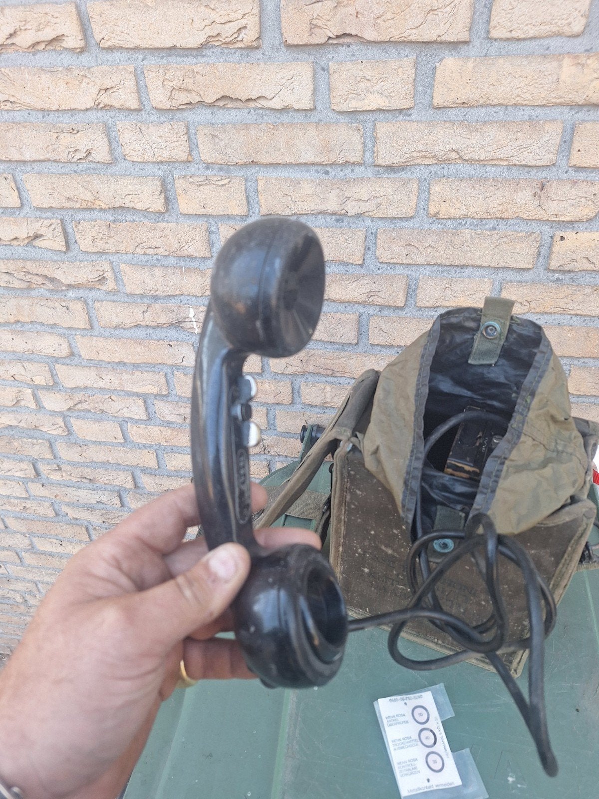 Veldtelefoon Amerikaans mod EE-8-B
Bieden, Mod EE-8-B
Bieden, Veldtelefoon Amerikaans
Bieden, Bakeliet, Veldtelefoon Amerikaans mod EE-8-B
Bieden