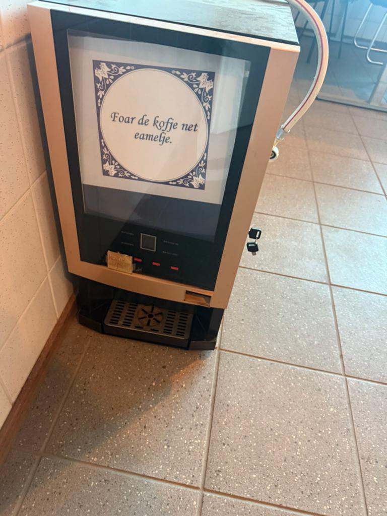 Koffie apparaat instant, 10 kopjes of meer, Ophalen of Verzenden, Gebruikt, Koffiemachine