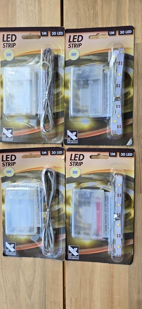 LED strip verlichting 4x NIEUW in verpakking, Led-lamp, Minder dan 30 watt, Nieuw, E27 (groot)