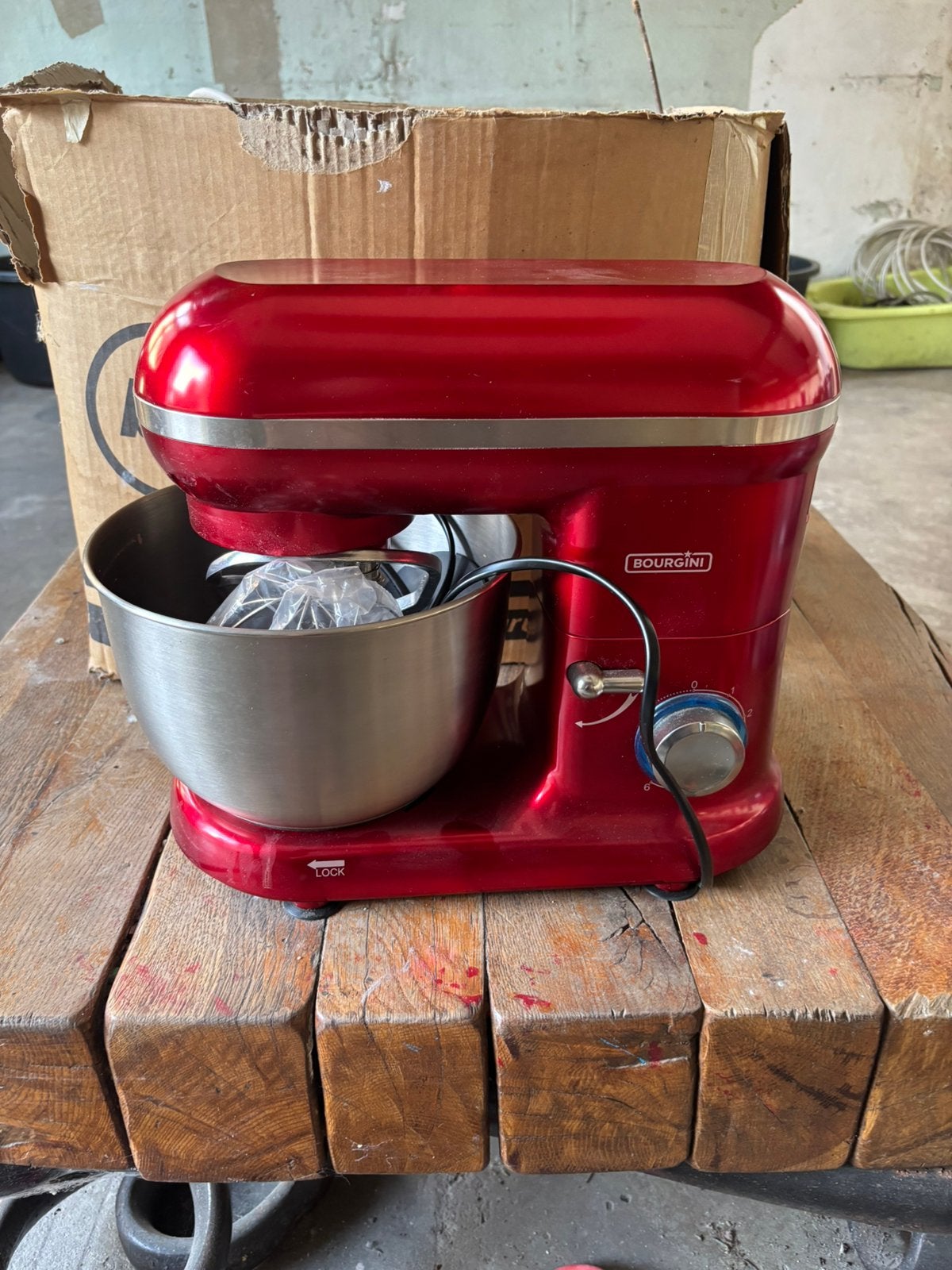 Deegmachine bourgini, 4 liter of meer, Ophalen of Verzenden, Zo goed als nieuw, 3 snelheden of meer
