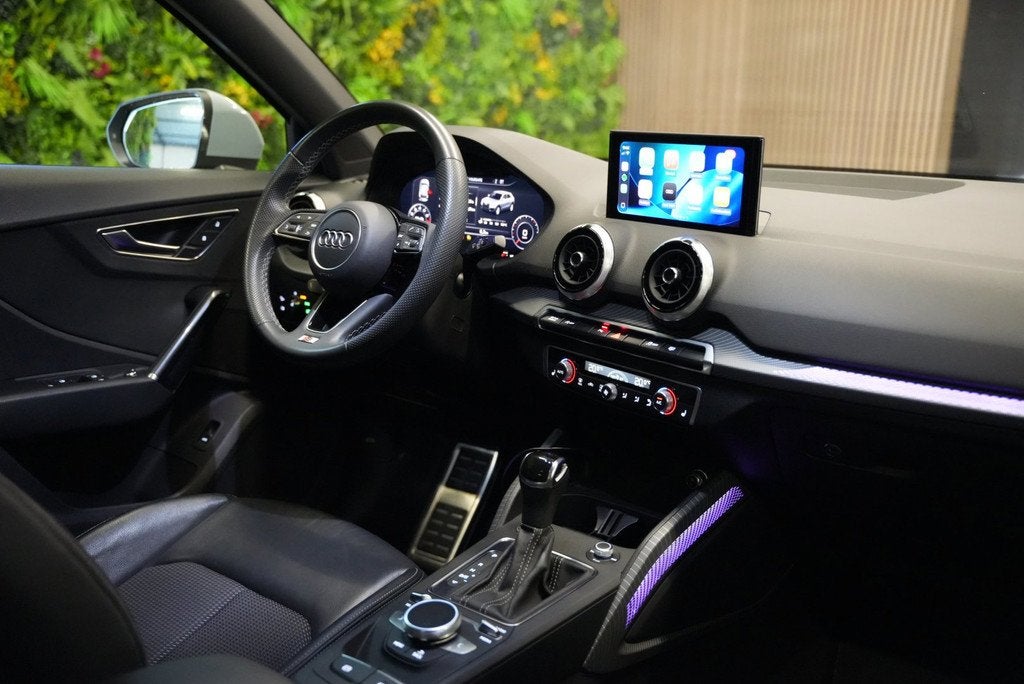 Audi Q2 35 TFSI 3x S-Line / Trekhaak / Camera / CarPlay, Auto's, Audi, Automaat, Gebruikt, 4 cilinders, 150 pk