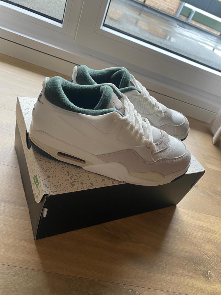 Nike Air Jordan 4 RM - Sail/Dark Raisin-Light Cream - EUR43, Kleding | Heren, Schoenen, Ophalen of Verzenden, Zo goed als nieuw