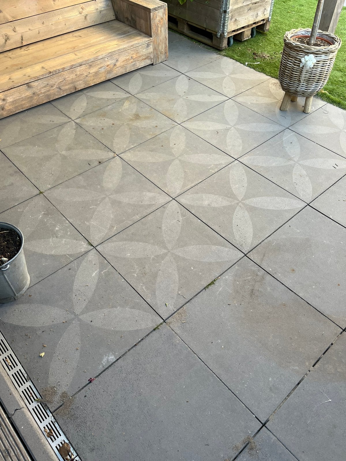 GRATIS Tegels tuin vierkant groot grijs 60x60cm, Tuin en Terras, Ophalen, Gebruikt, 10 m² of meer, Beton