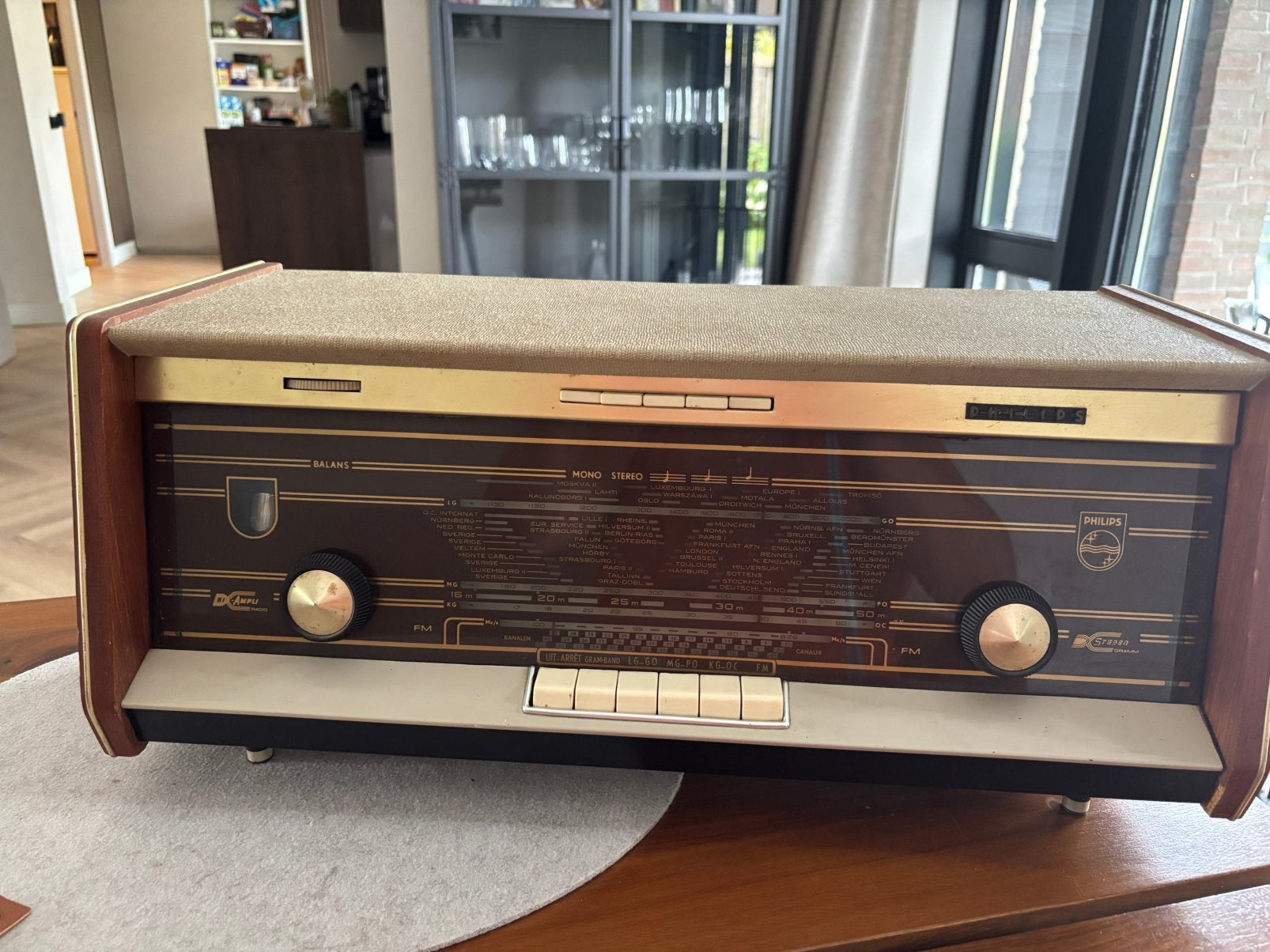 Philips B4X14A buizenradio – werkend – vintage jaren '50, Ophalen