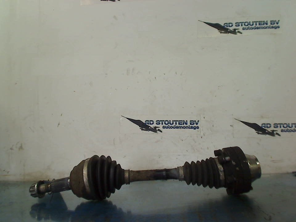 Aandrijfas Links Voor Volkswagen Touareg (7LA/7L6) 2008, Gebruikt, Volkswagen, Volkswagen AG, Kundenbetreuung@volkswagen.de