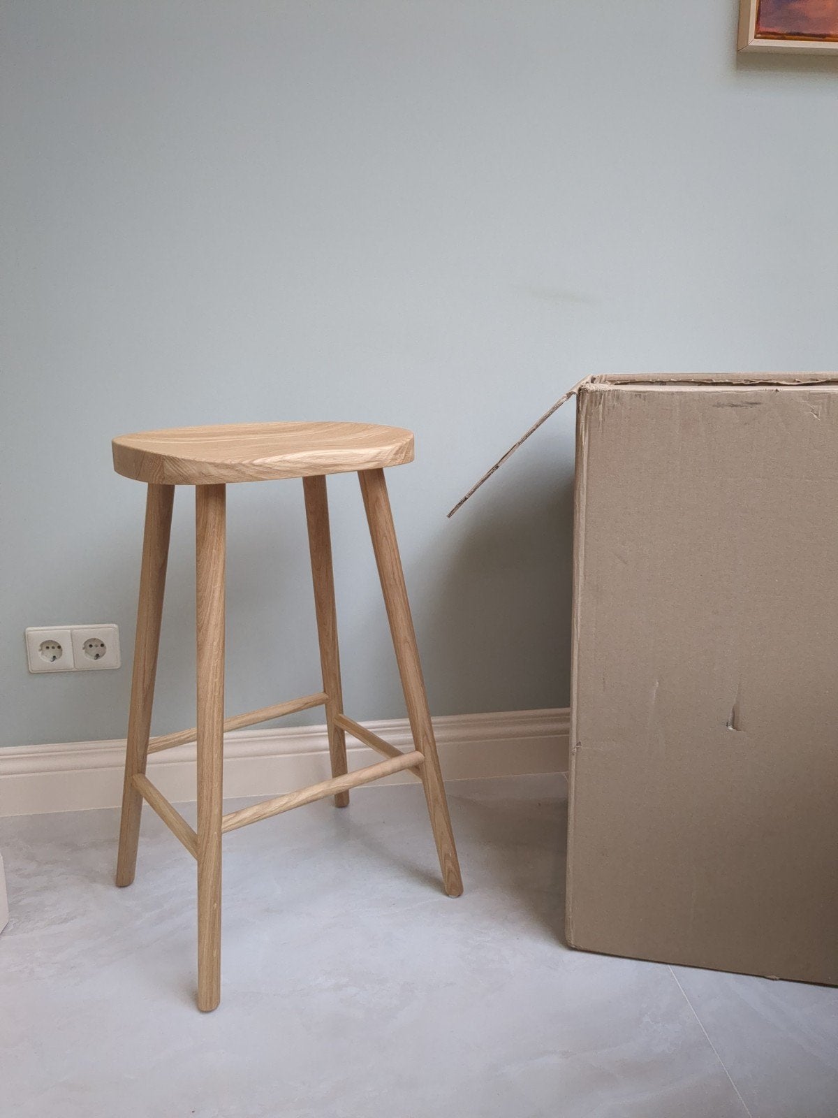 Eikenhouten barkruk, nieuw nog in doos, Ophalen, 60 tot 90 cm, Nieuw, 1 kruk