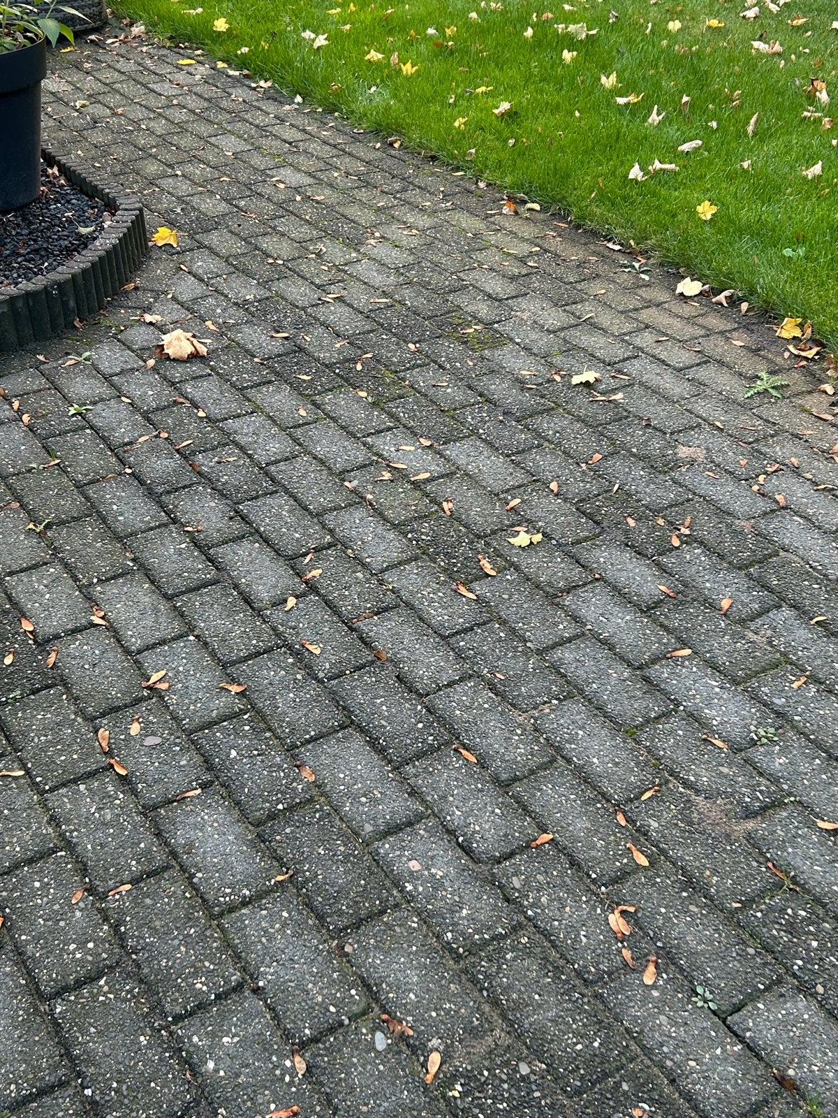Gebruikte betonnen klinkers voor terras of pad ongv 70m2, Ophalen, Gebruikt, Klinkers, 10 m² of meer