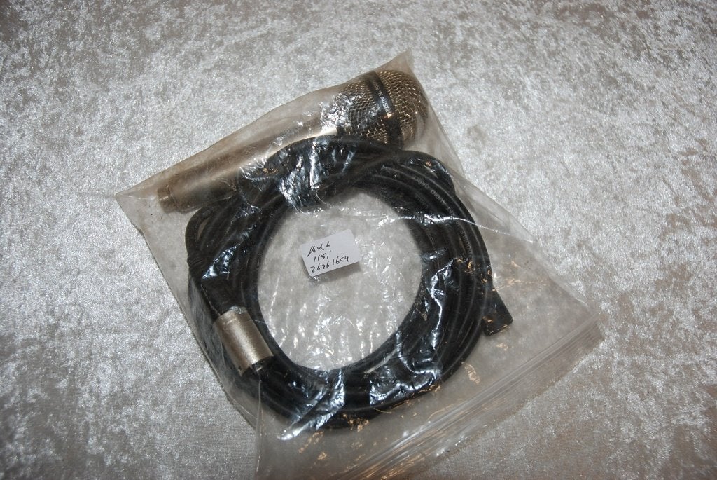 akg mivcrofoon met kabel d707c  <26261654>, Gebruikt, ., Overige instrumenten, Ophalen of Verzenden