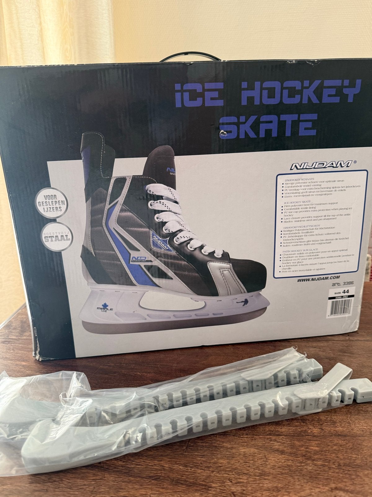 Nijdam IJshockeyschaatsen - Maat 44 - ZGAN in doos + covers, Sport en Fitness, Schaatsen, Ophalen, Zo goed als nieuw, IJshockeyschaatsen