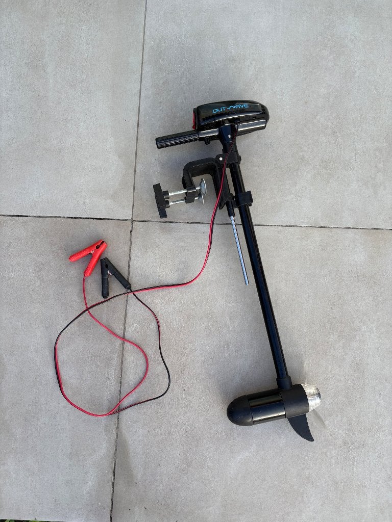 Outwave XP18 Buitenboordmotor + Accu, Ophalen of Verzenden, Zo goed als nieuw, Motor en Techniek