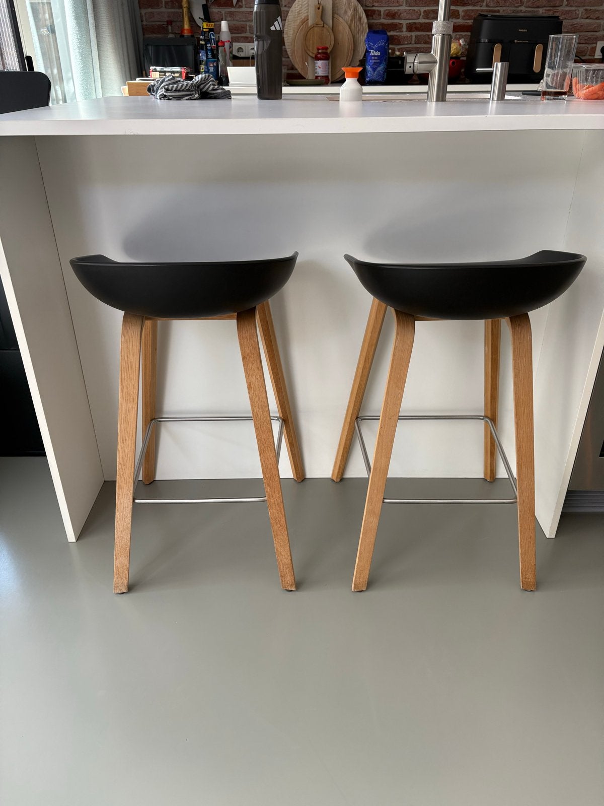 Twee Hay barkrukken - 65 cm hoog - Gebruikt, zeer netjes, Ophalen, Gebruikt, Met voetsteun, 60 tot 90 cm