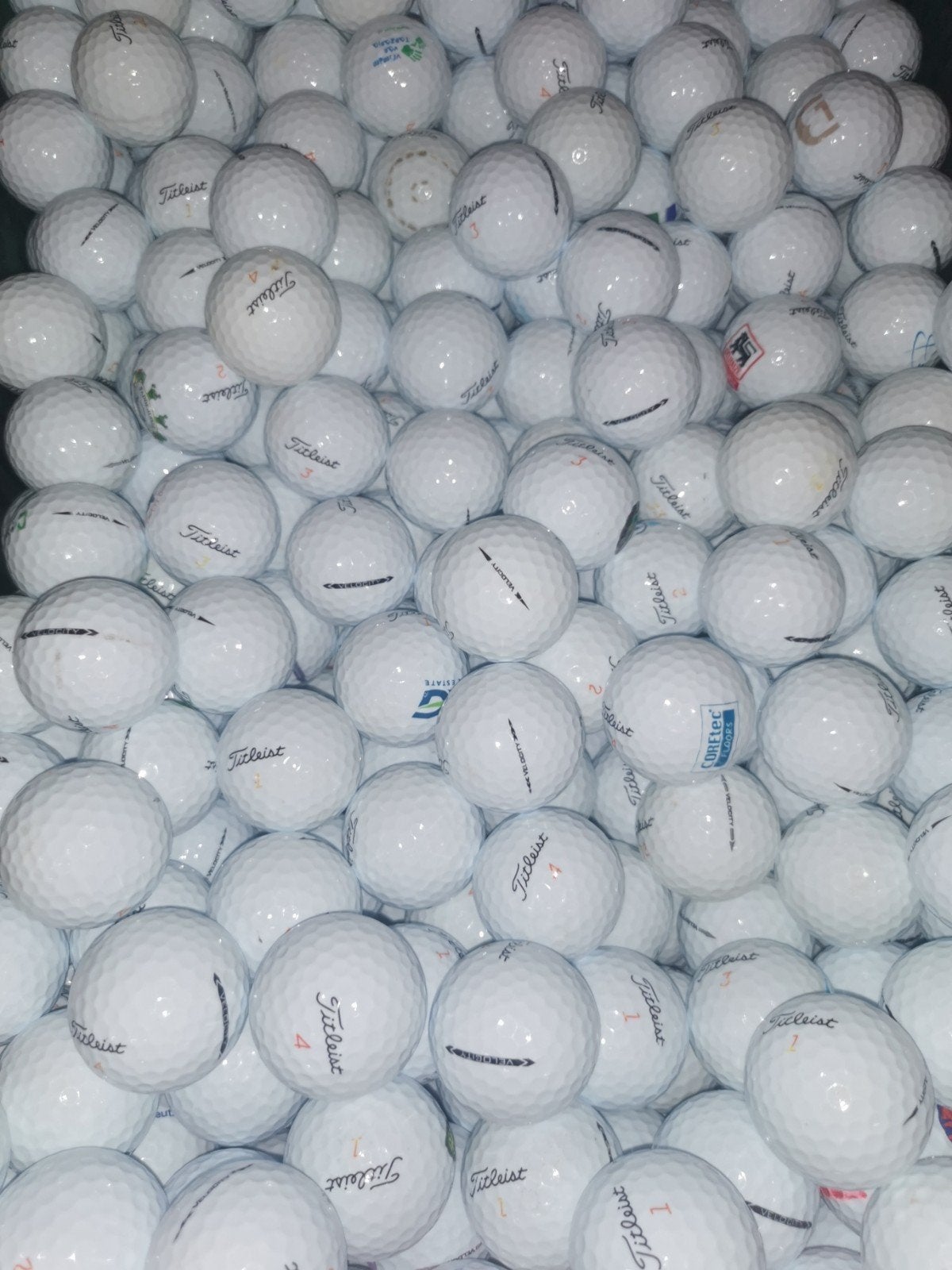 Titleist velocity golfballen AAAA kwaliteit 100 stuks, Sport en Fitness, Golf, Ophalen of Verzenden, Bal(len)