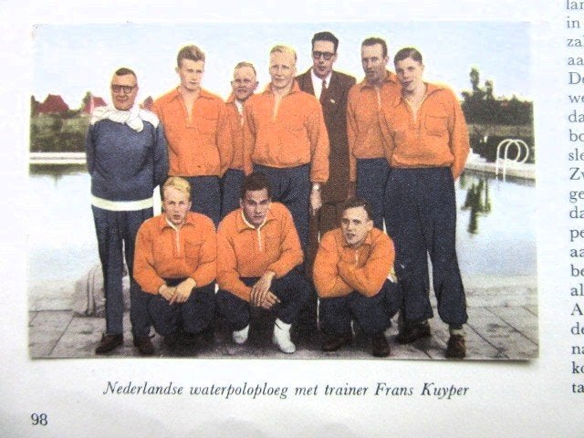 Knipsels en artikelen 1954 over waterpolo, Ophalen of Verzenden, 1940 tot 1960, Knipsel(s)