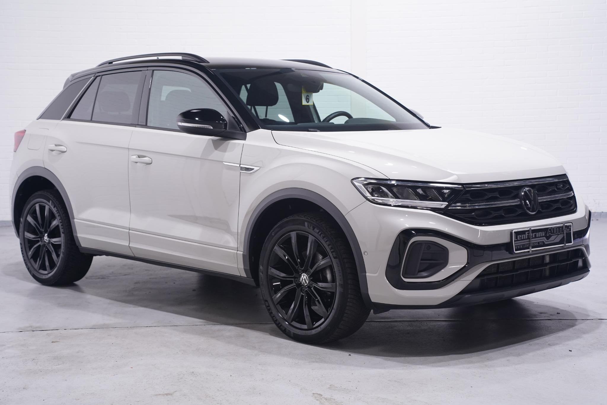 Volkswagen T-Roc 1.5 TSI R-Line NAP 2e Eig. Rijklaar R-line, Stof, Euro 6, 4 cilinders, 150 pk