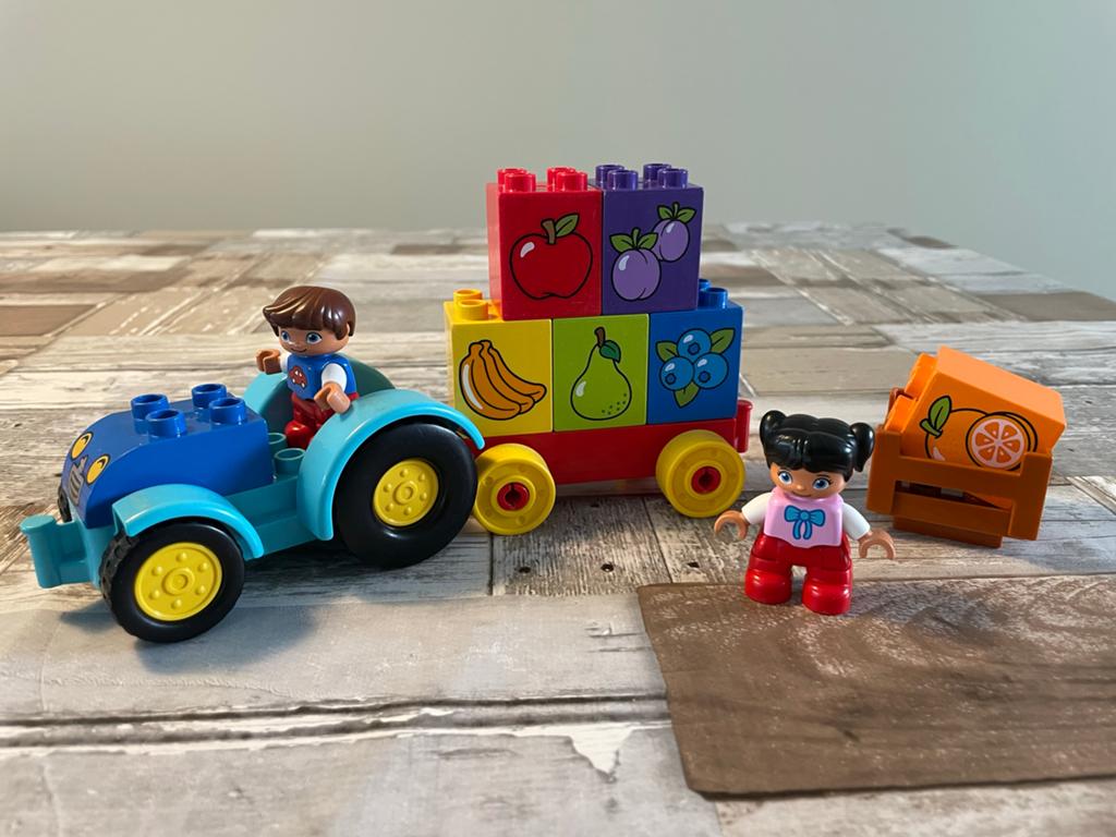 Lego Duplo Tractor met aanhanger en figuren, Ophalen of Verzenden, Zo goed als nieuw, Duplo