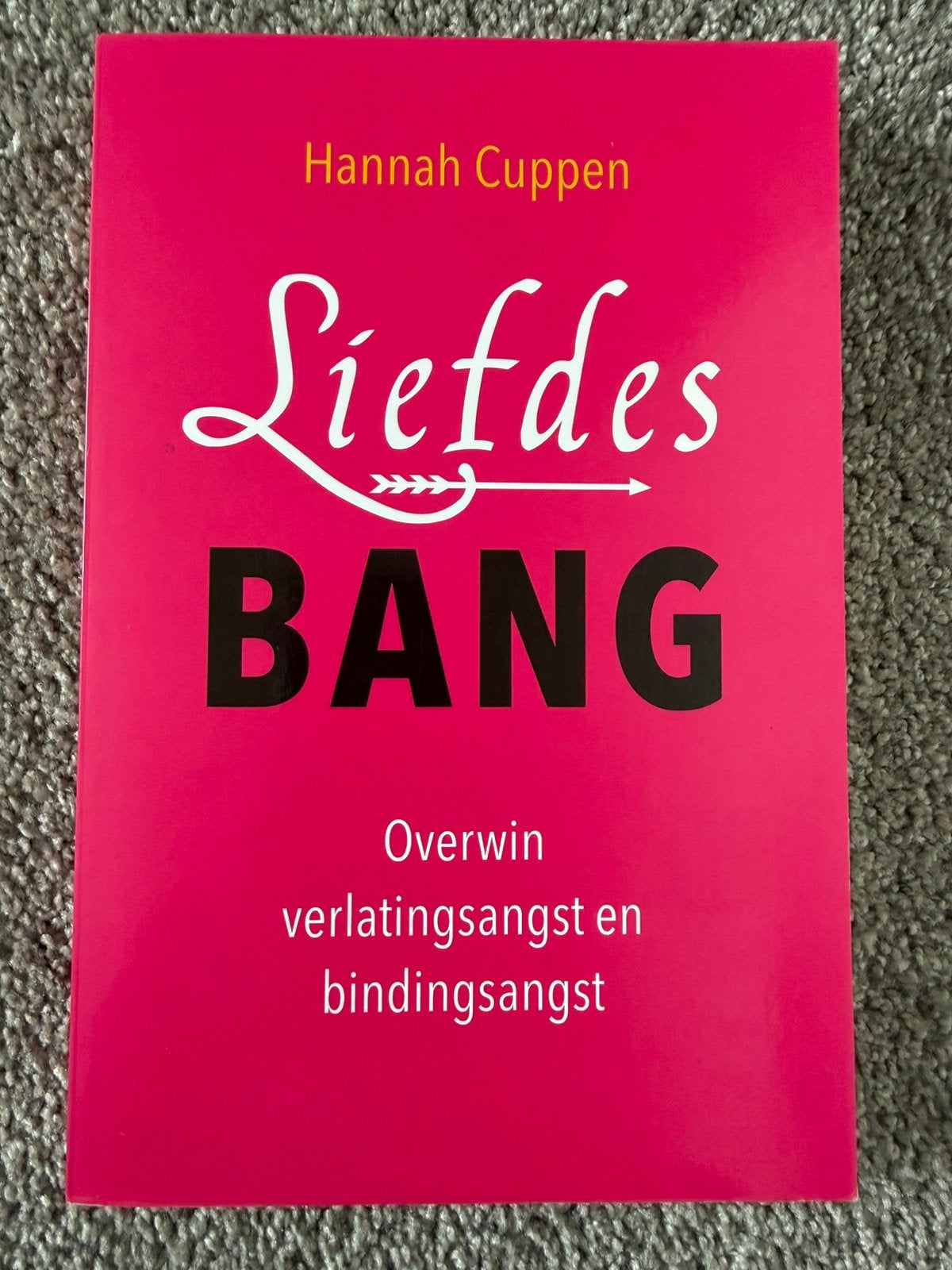 Liefdesbang - Hannah Cuppen - Liefdes Bang, Verzenden, Zo goed als nieuw