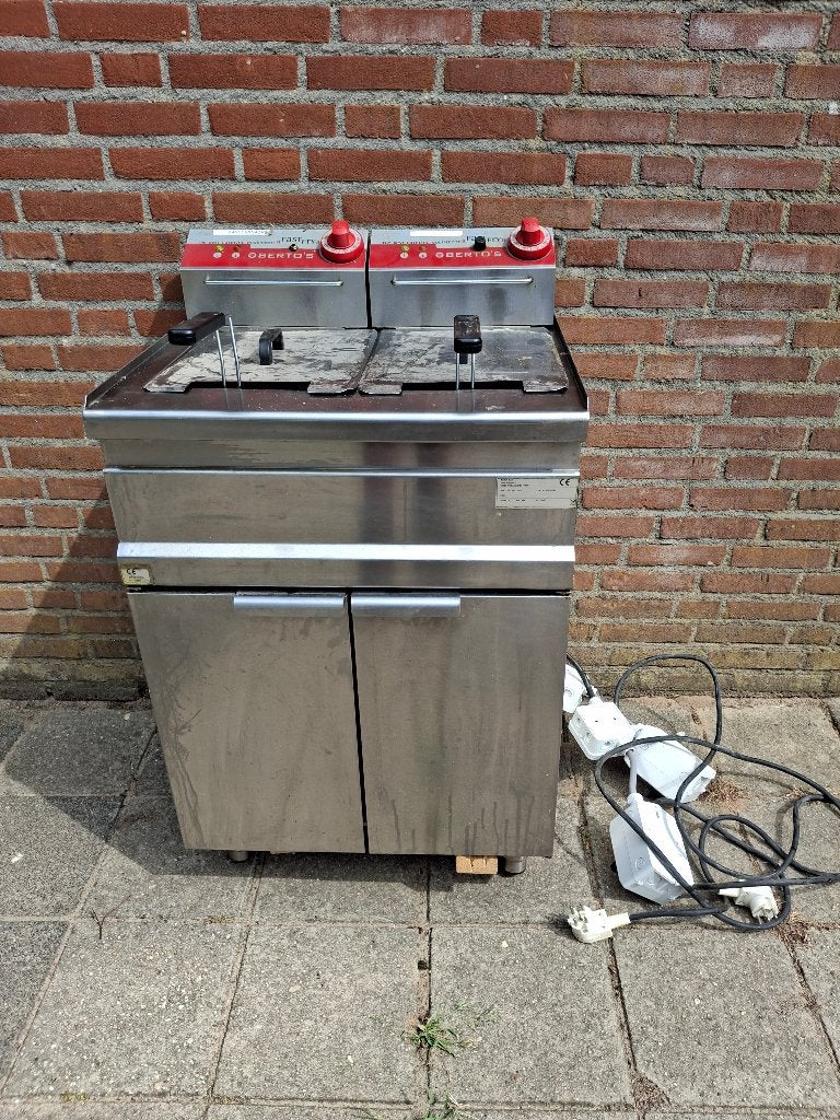Te koop  dubbele friteuse, Zakelijke goederen, Horeca | Keukenapparatuur, Ophalen, Gebruikt, RVS Meubilair