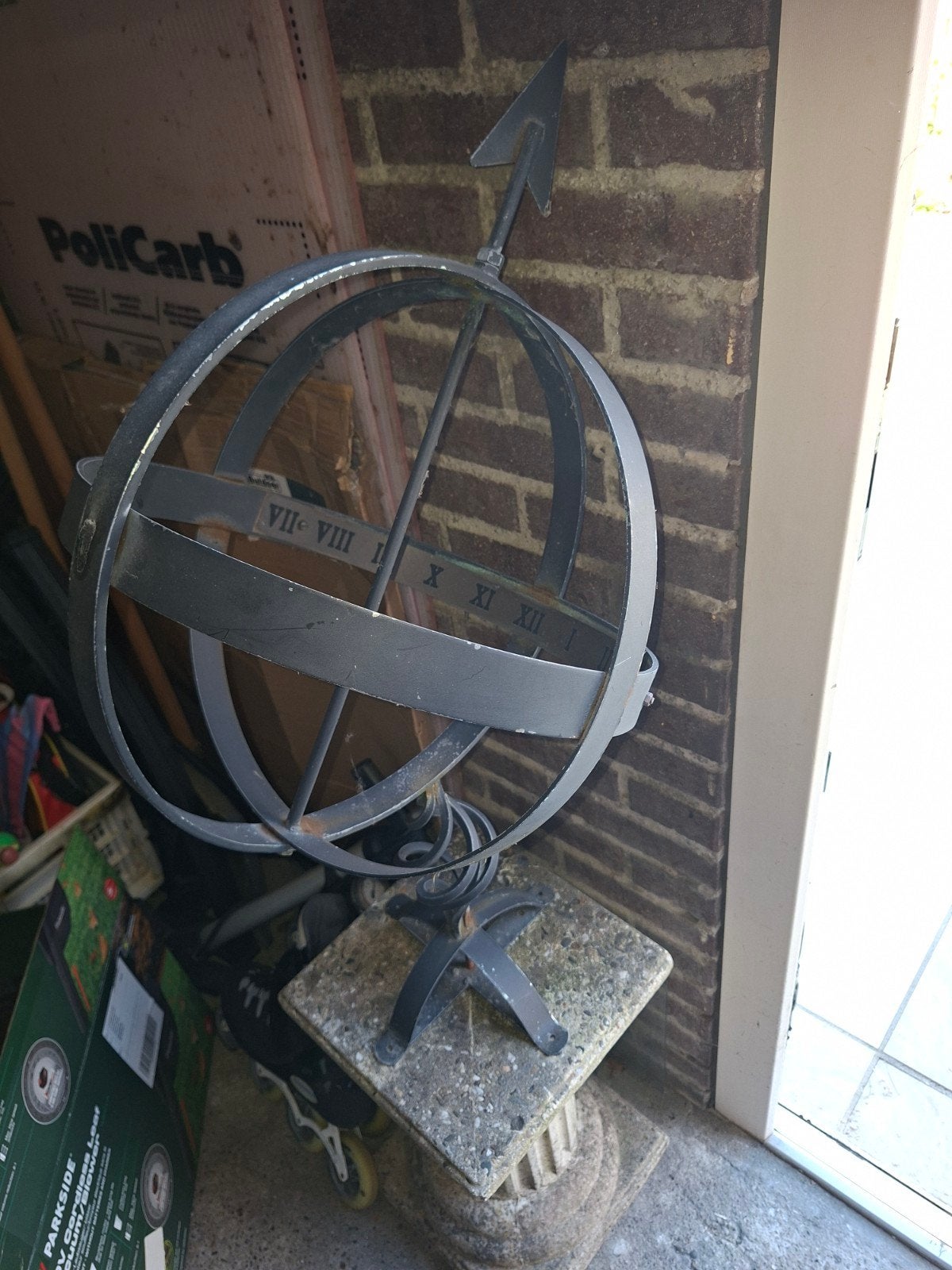 Zonnewijzer op sokkel, Tuin en Terras, Ophalen, Gebruikt